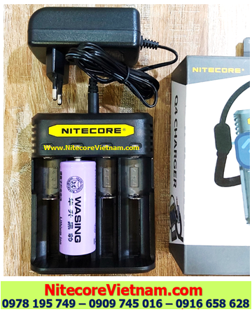 Nitecore Q4 (Bộ sạc 04 Khe Sạc kèm sẳn 01 pin SẠC WASING 26650 5000mAh đầu lồi  lithium 3.7v) chính hãng